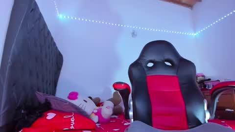 lucy online show from 4, 2, 2026