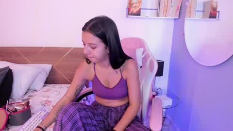 Snapshot of lucy_ferreiraa chatting on 6, 2, 2025 Your Lucy online show from 6, 2, 2025