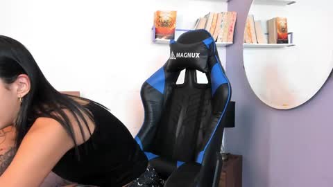 Snapshot of lucy_ferreiraa chatting on 22, 2, 2025 Your Lucy online show from 22, 2, 2025