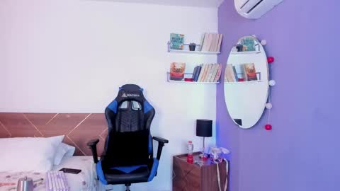 Snapshot of lucy_ferreiraa chatting on 9, 3, 2025 Your Lucy online show from 9, 3, 2025