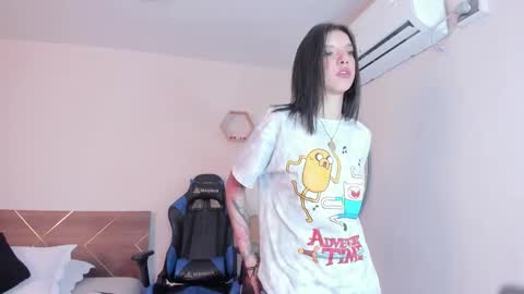 Snapshot of lucy_ferreiraa chatting on 12, 9, 2025 Your Lucy online show from 12, 9, 2025