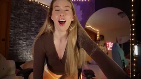 Lucy. online show from 11, 1, 2026