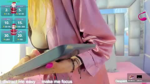  SleepyAbuela online show from 2, 12, 2025