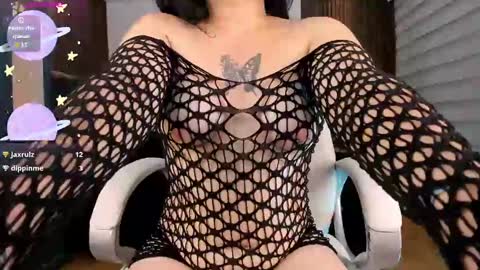 Snapshot of lucy_smith7 chatting on 14, 12, 2024 Sofia  online show from 14, 12, 2024