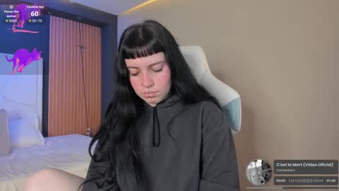 Snapshot of lucy_smith7 chatting on 26, 9, 2025 Sofia  online show from 26, 9, 2025