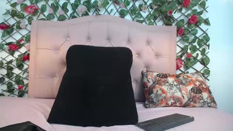 Lucy Cute online show from 13, 4, 2026