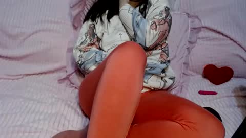 Snapshot of lucygolds chatting on 28, 1, 2025 LucyGoldS online show from 28, 1, 2025