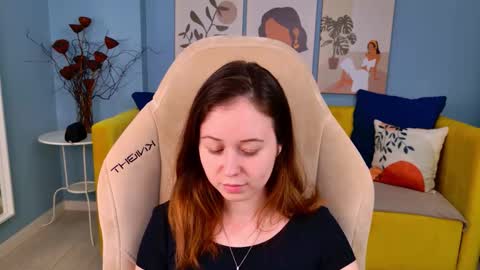 Snapshot of lucyharis chatting on 20, 2, 2026 Lucy online show from 20, 2, 2026