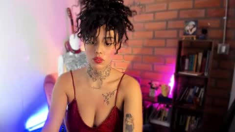 MALAMOR online show from 8, 12, 2024