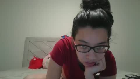 lucylitt25 online show from 19, 3, 2026