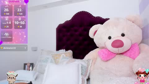 Snapshot of lucyluy chatting on 12, 12, 2024 Instagramlucyluy10 online show from 12, 12, 2024