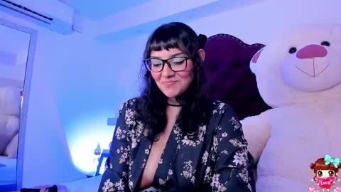 Snapshot of lucyluy chatting on 5, 2, 2025 Instagramlucyluy10 online show from 5, 2, 2025