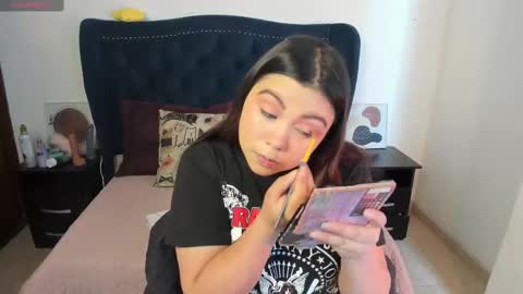 Lucy Petit online show from 26, 9, 2025