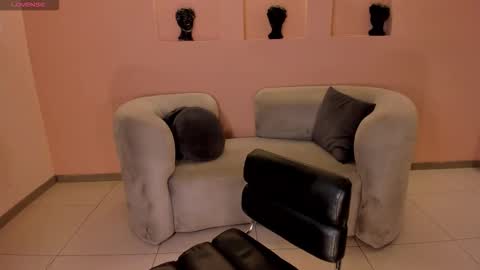 Snapshot of lucyweiss_ chatting on 17, 9, 2025 Lucy online show from 17, 9, 2025