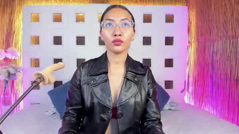 Lucy Liiu online show from 7, 3, 2026