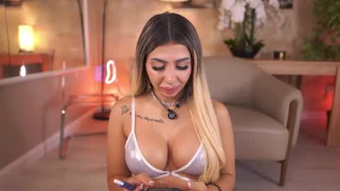 Snapshot of lucyyrosse chatting on 19, 7, 2026 LucyRose online show from 19, 7, 2026