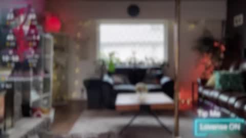 Luubeam             INSTA luubeammm TWITTER lunaisreallycu1 online show from 10, 11, 2025