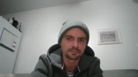 Snapshot of luffyman20 chatting on 12, 1, 2025 luffyman20 online show from 12, 1, 2025