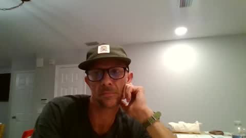 Snapshot of luiggii0904 chatting on 11, 4, 2026 luiggii0904 online show from 11, 4, 2026