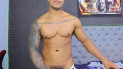 Luigi Independent model online show from 15, 5, 2026
