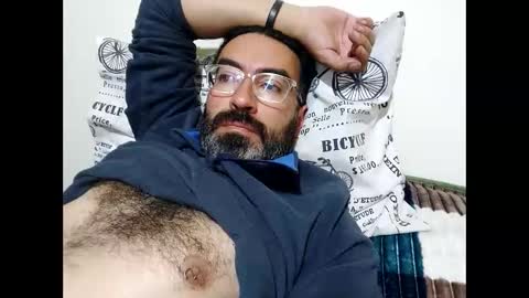 Snapshot of luis2988z chatting on 7, 12, 2024 Hairyman online show from 7, 12, 2024