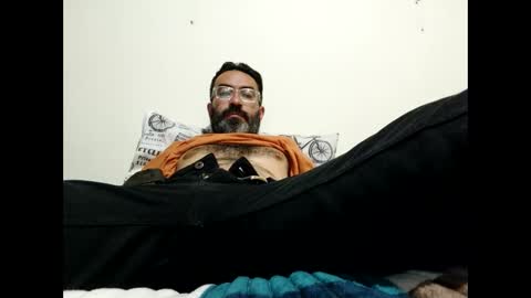 Snapshot of luis2988z chatting on 13, 12, 2024 Hairyman online show from 13, 12, 2024