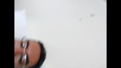 Snapshot of luis2988z chatting on 3, 1, 2025 Hairyman online show from 3, 1, 2025