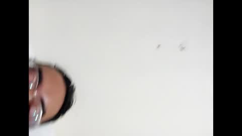 Snapshot of luis2988z chatting on 6, 1, 2025 Hairyman online show from 6, 1, 2025