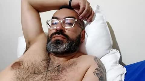 Snapshot of luis2988z chatting on 10, 1, 2025 Hairyman online show from 10, 1, 2025