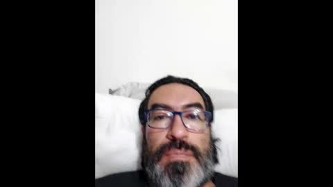 Snapshot of luis2988z chatting on 5, 5, 2026 Hairyman online show from 5, 5, 2026