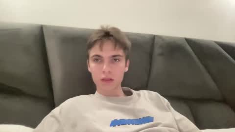 Snapshot of luis_7777 chatting on 9, 11, 2025 Luis online show from 9, 11, 2025