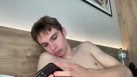 Snapshot of luis_7777 chatting on 13, 11, 2025 Luis online show from 13, 11, 2025