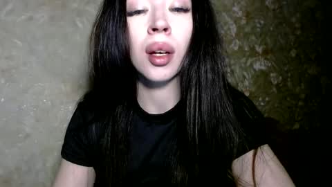 Snapshot of luisa_domina chatting on 5, 7, 2026 luisa lovedom online show from 5, 7, 2026