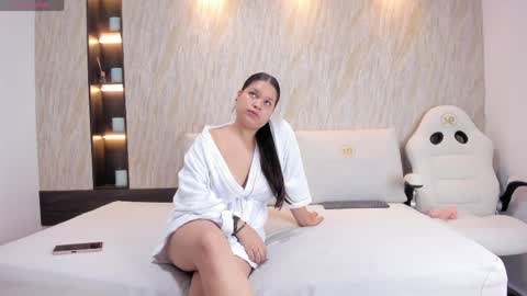 Luisa  online show from 7, 4, 2026