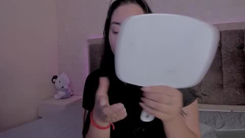 Luisa Giraldo online show from 24, 11, 2025