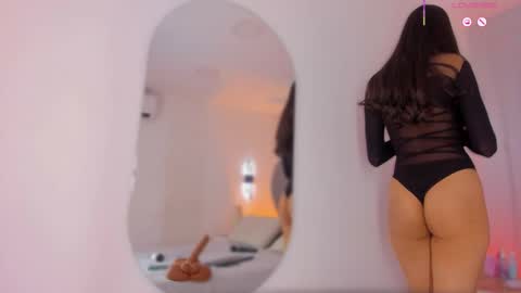 L U I S A online show from 22, 12, 2025