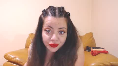 Cassie online show from 14, 2, 2025