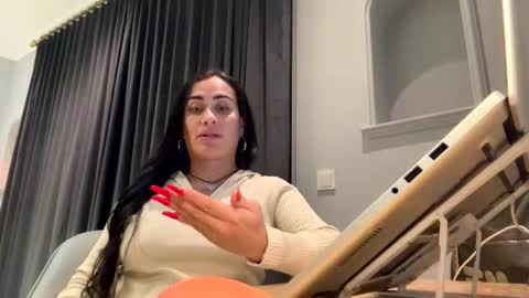 Luisa Monsters online show from 20, 10, 2025
