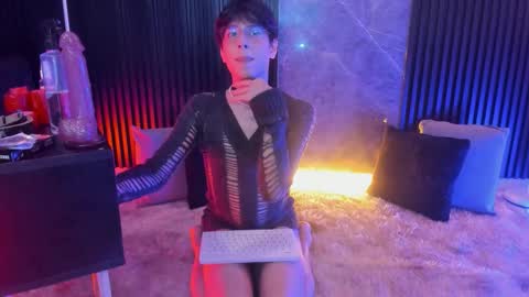 luixdust1 online show from 10, 9, 2025