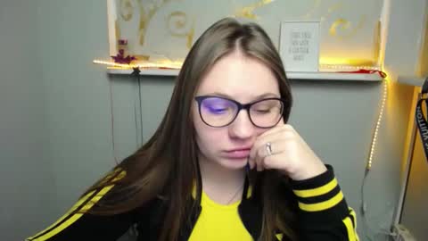 Luiza online show from 8, 12, 2024