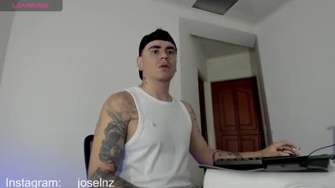 Snapshot of luka_castlehot chatting on 18, 12, 2024 Luka Castle online show from 18, 12, 2024