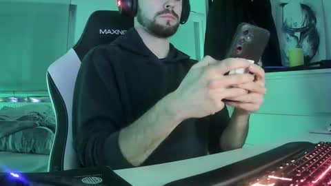 lukasschoetz online show from 7, 3, 2025