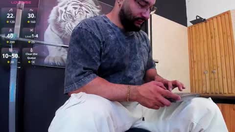 Snapshot of luke__09 chatting on 10, 11, 2025 LUKE online show from 10, 11, 2025