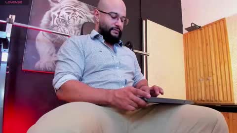 Snapshot of luke__09 chatting on 28, 11, 2025 LUKE online show from 28, 11, 2025