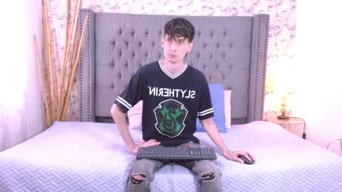 Snapshot of luke_carter chatting on 10, 9, 2025 luke_carter online show from 10, 9, 2025