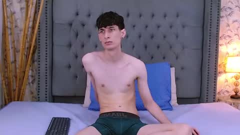 Snapshot of luke_carter chatting on 18, 9, 2025 luke_carter online show from 18, 9, 2025