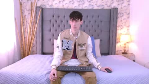 Snapshot of luke_carter chatting on 22, 9, 2025 luke_carter online show from 22, 9, 2025