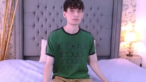 Snapshot of luke_carter chatting on 23, 9, 2025 luke_carter online show from 23, 9, 2025