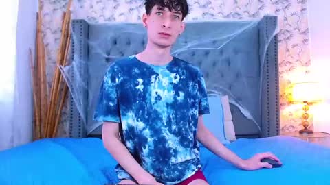 Snapshot of luke_carter chatting on 18, 10, 2025 luke_carter online show from 18, 10, 2025