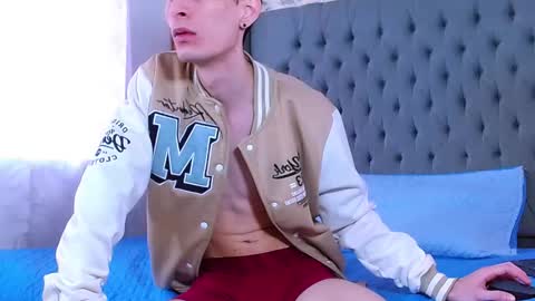 Snapshot of luke_carter chatting on 22, 11, 2025 luke_carter online show from 22, 11, 2025